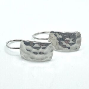 Silpada Sterling 925 Silver Rectangle Hammered Earrings W0991 / 1.1”